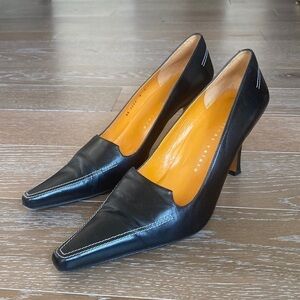 Martinez Valero Pointed Toe Pump | 9 M